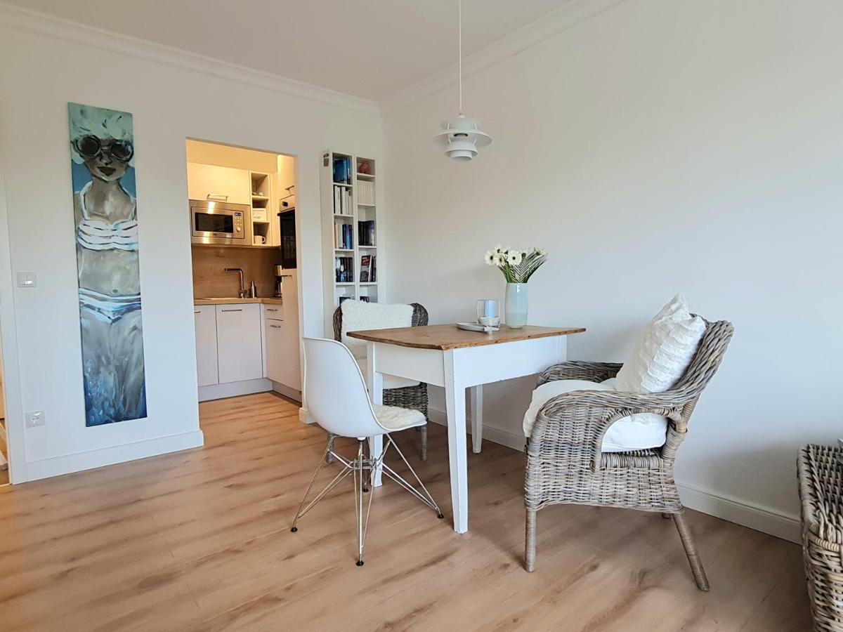 Ferienwohnung Flossis Home กลึคส์บวร์ก ภายนอก รูปภาพ