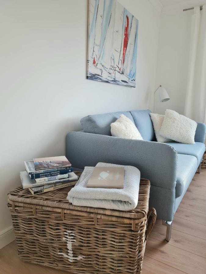 Ferienwohnung Flossis Home กลึคส์บวร์ก ภายนอก รูปภาพ